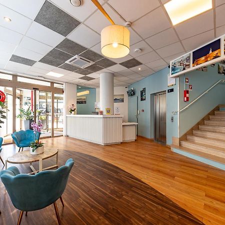 Ibis Styles Marseille Centre Prado Place Castellane Bagian luar foto