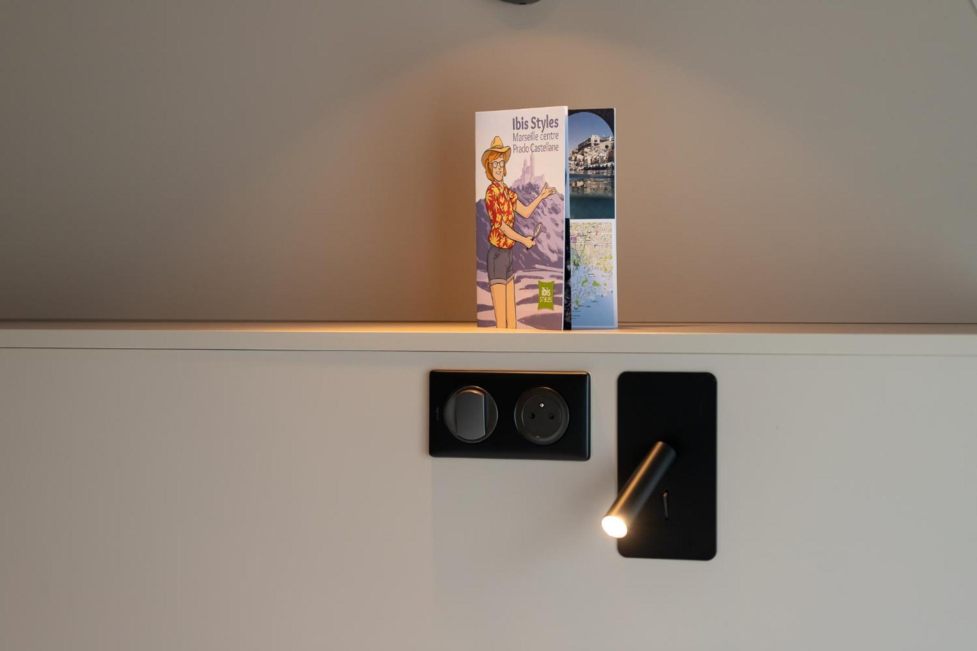 Ibis Styles Marseille Centre Prado Place Castellane Bagian luar foto